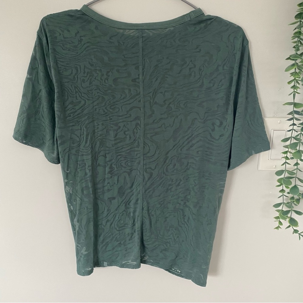Lululemon Crescent Tee *Veil Tidewater Teal Size 6 - Picture 8 of 10